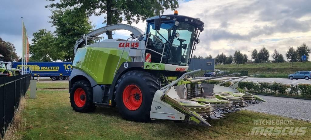 CLAAS Orbis 600 自走式飼料採集機