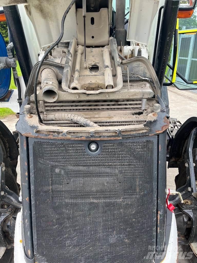 JCB 3CX 反鏟裝載機