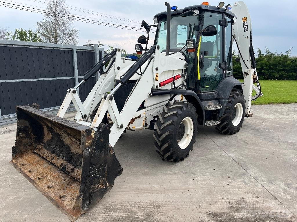JCB 3CX 反鏟裝載機