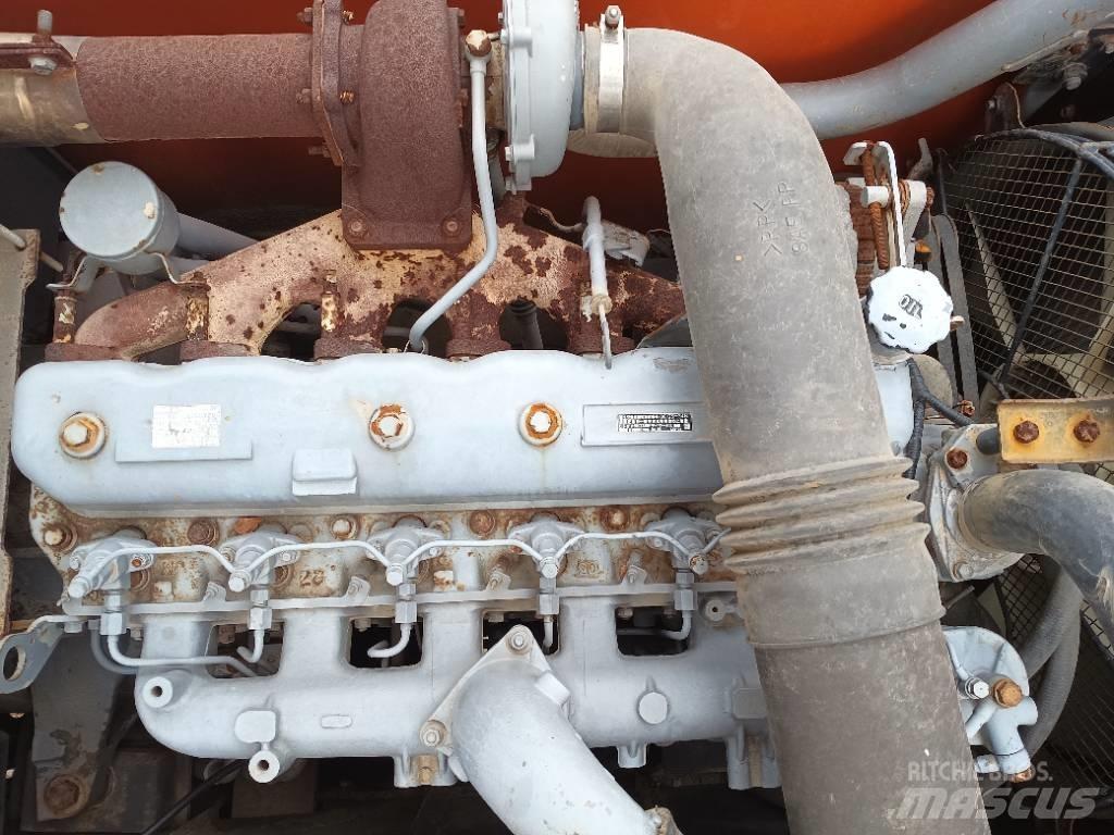 Hitachi ZX 200 履帶式 挖土機/掘鑿機/挖掘機