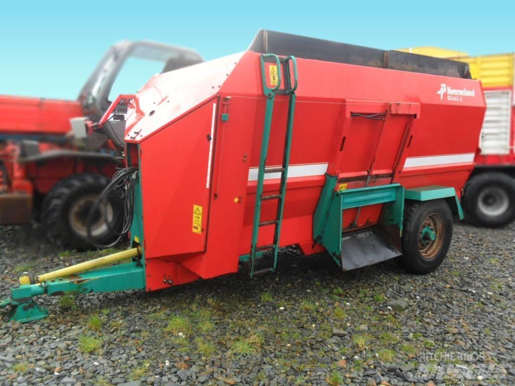 Kverneland KD612-2 動物進料機