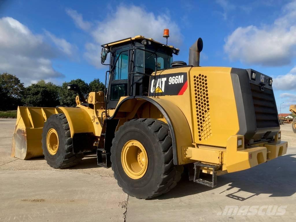 CAT 966 M 輪胎式裝載機