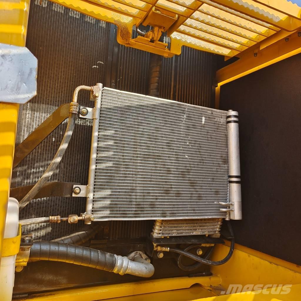 Komatsu PC 200 履帶式 挖土機/掘鑿機/挖掘機