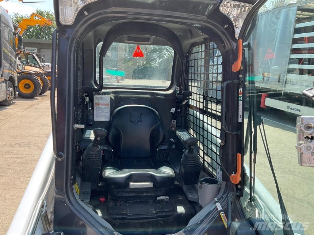 Bobcat T 450 滑移轉向裝載機