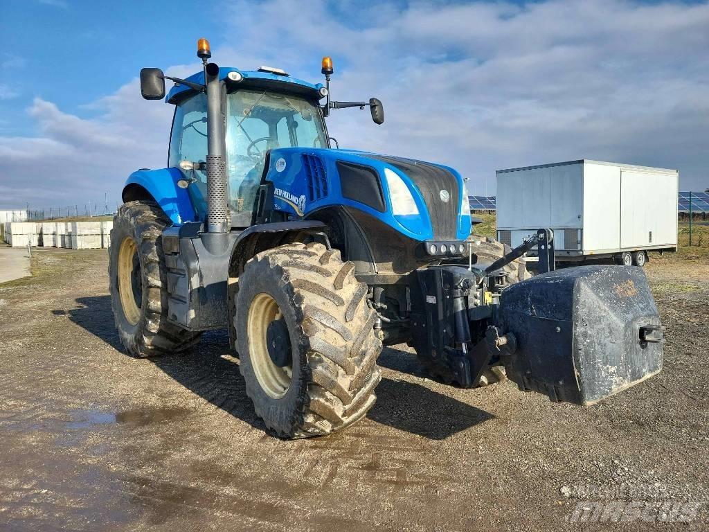 New Holland T 8.360 曳引機