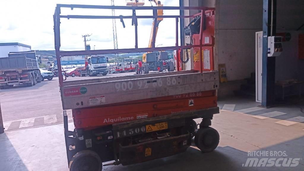 JLG 2030 ES 剪式升降機