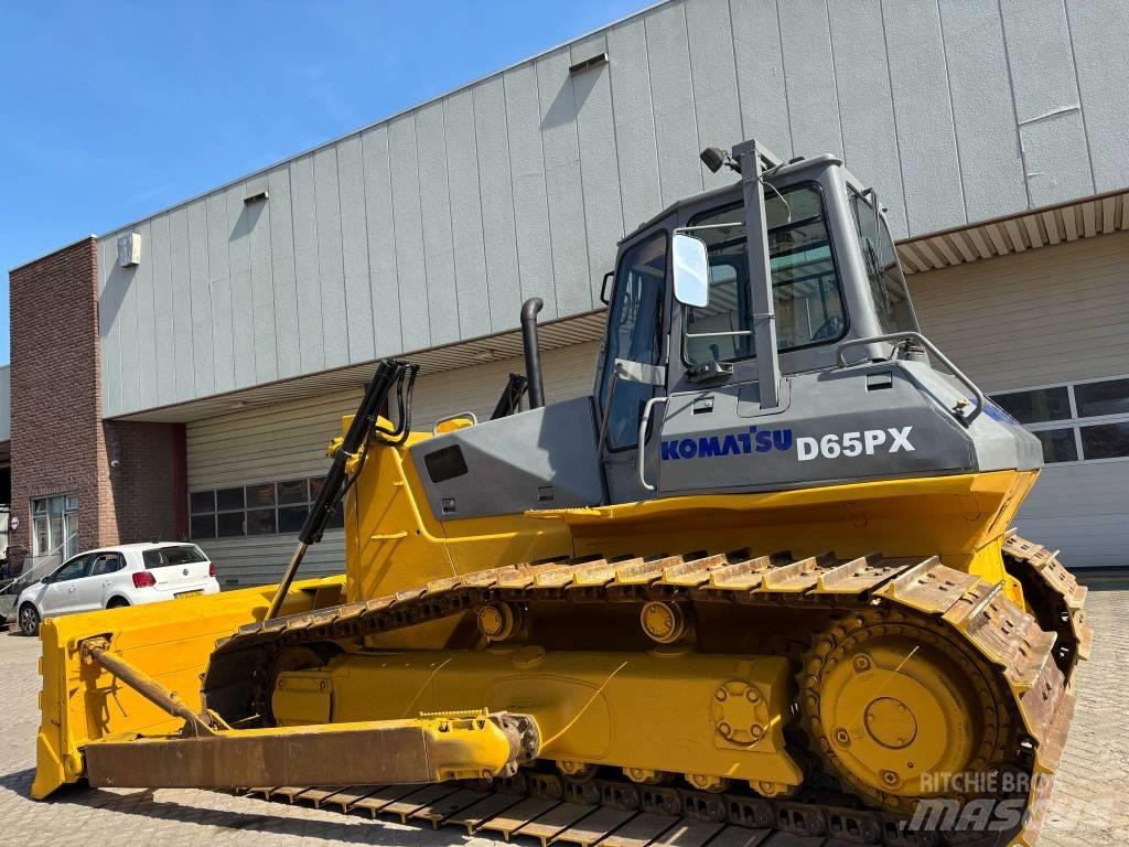 Komatsu D 65 PX-12 履帶推土機