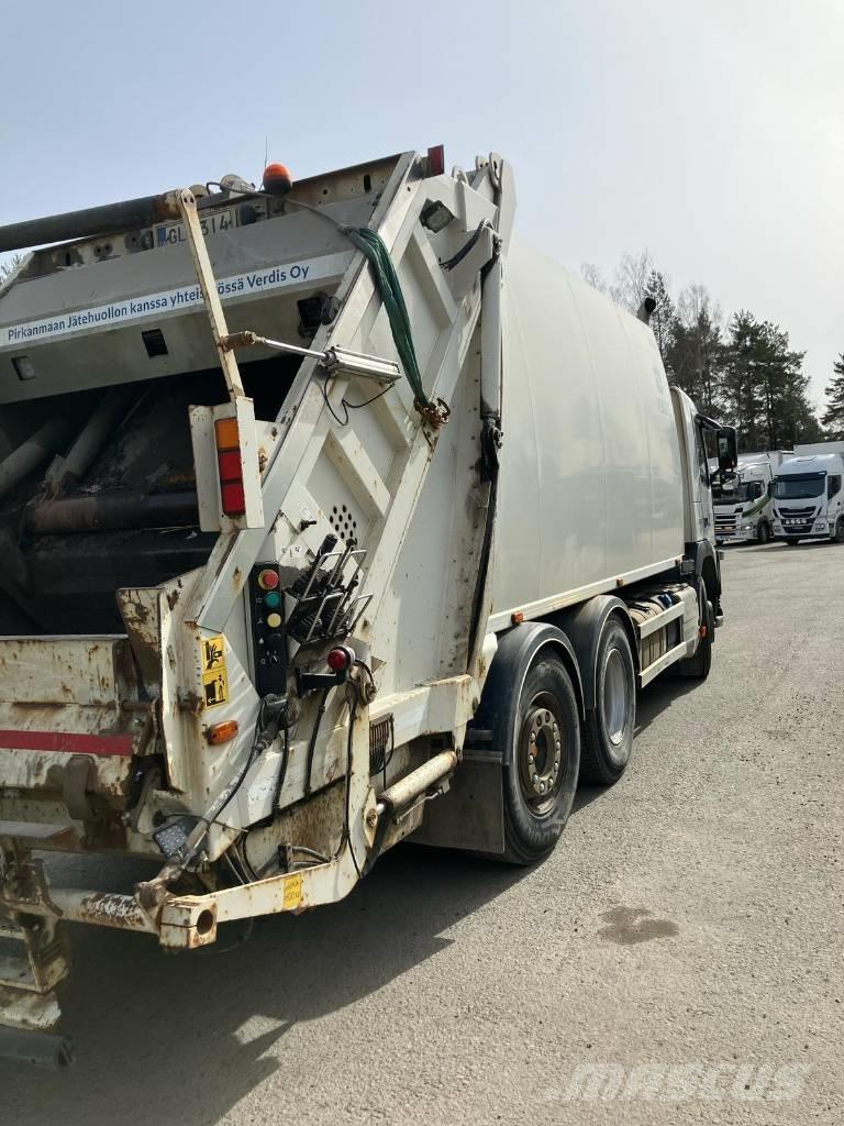 Volvo FM 330 垃圾車