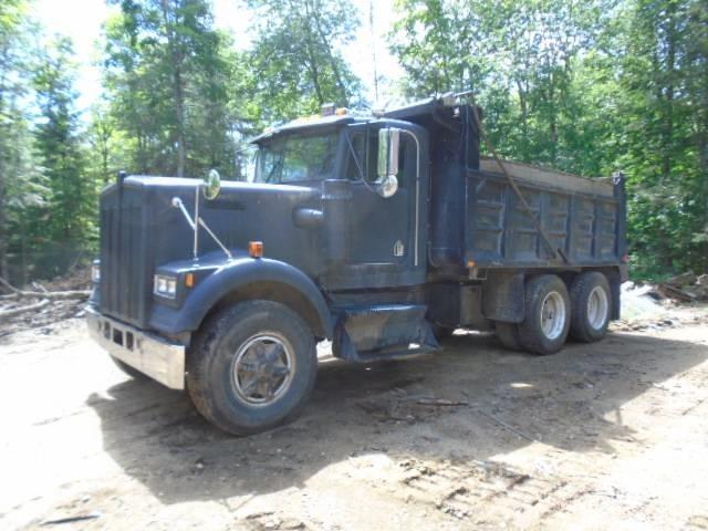 Kenworth W 900 傾卸式卡車