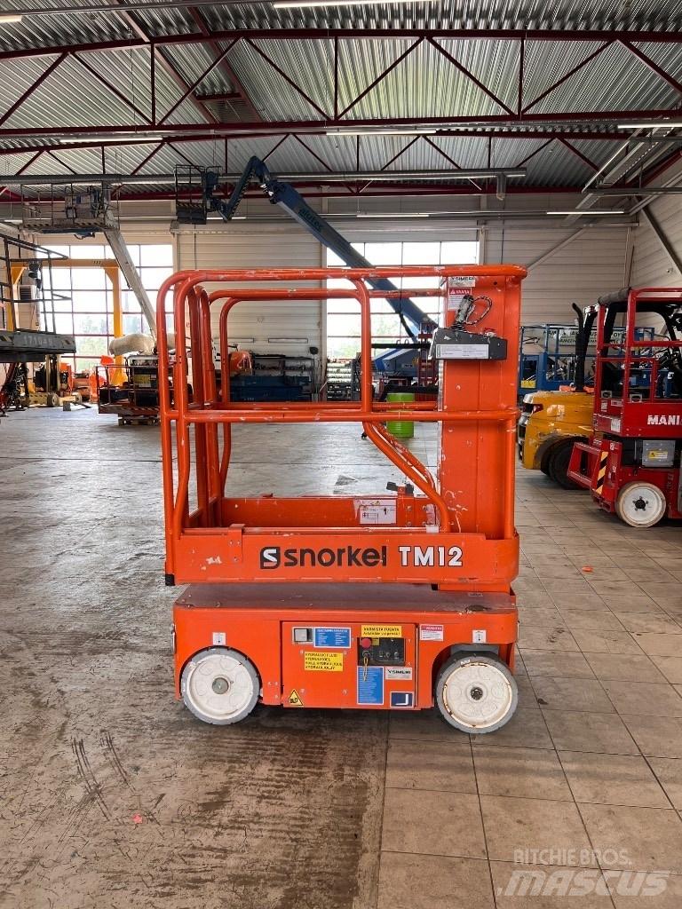 Snorkel TM 12 垂直升降工作台