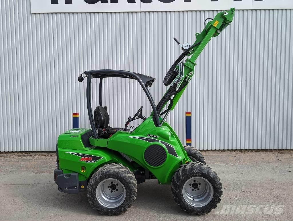 Avant 635 多功能裝載機