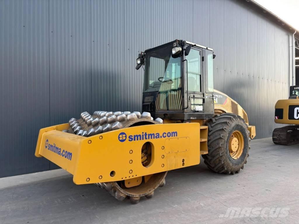CAT CP74 單輪滾壓機