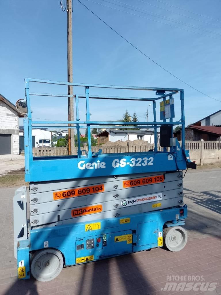 Genie GS-3232 剪式升降機