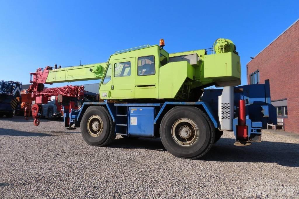 Tadano TR 250 E 越野起重機