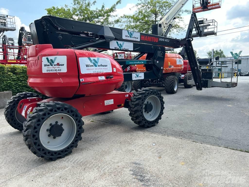 Manitou 200 ATJ RC 曲臂高空作業車