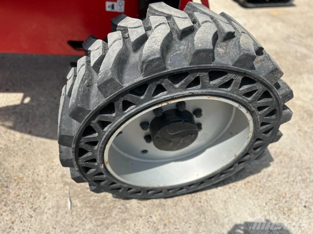 Manitou 200 ATJ RC 曲臂高空作業車
