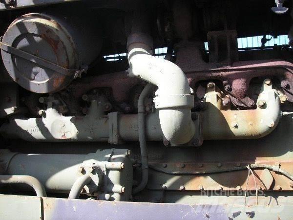 CAT D8K 履帶推土機