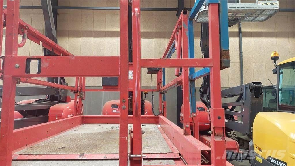 Manitou 120SC 剪式升降機