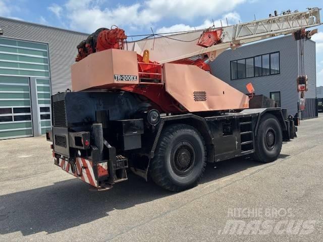 Tadano TR 300 EX 越野起重機