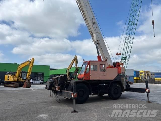 Tadano TR 300 EX 越野起重機