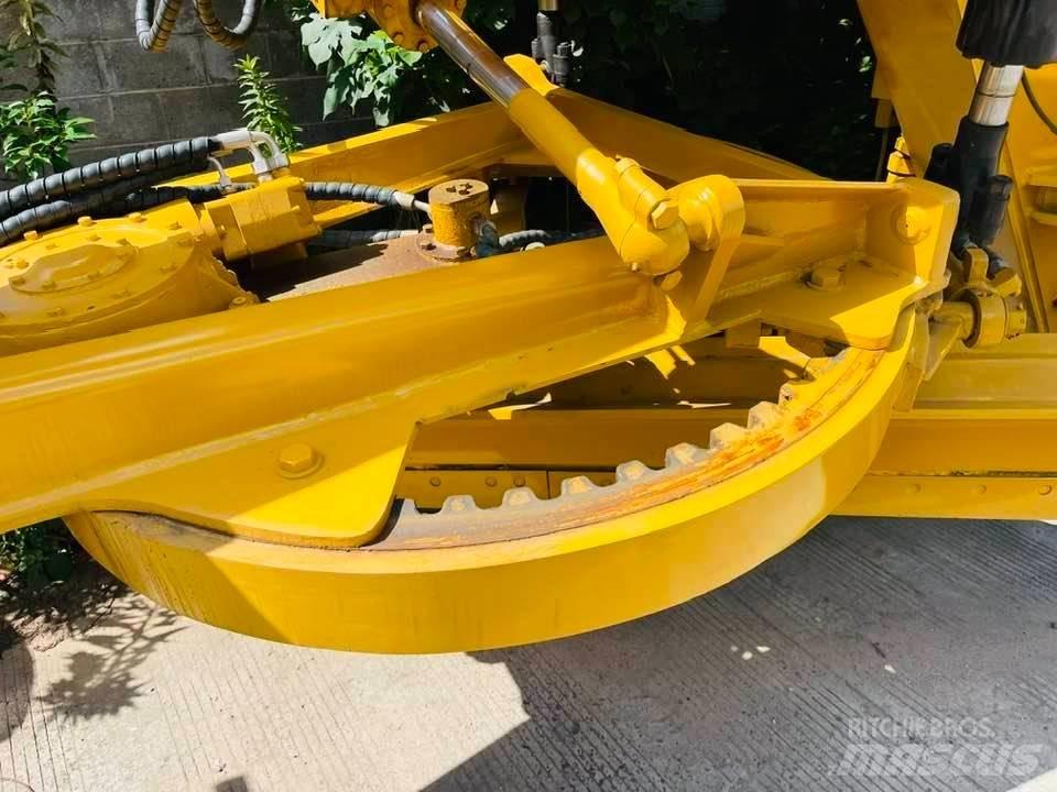 CAT 140h 平土機