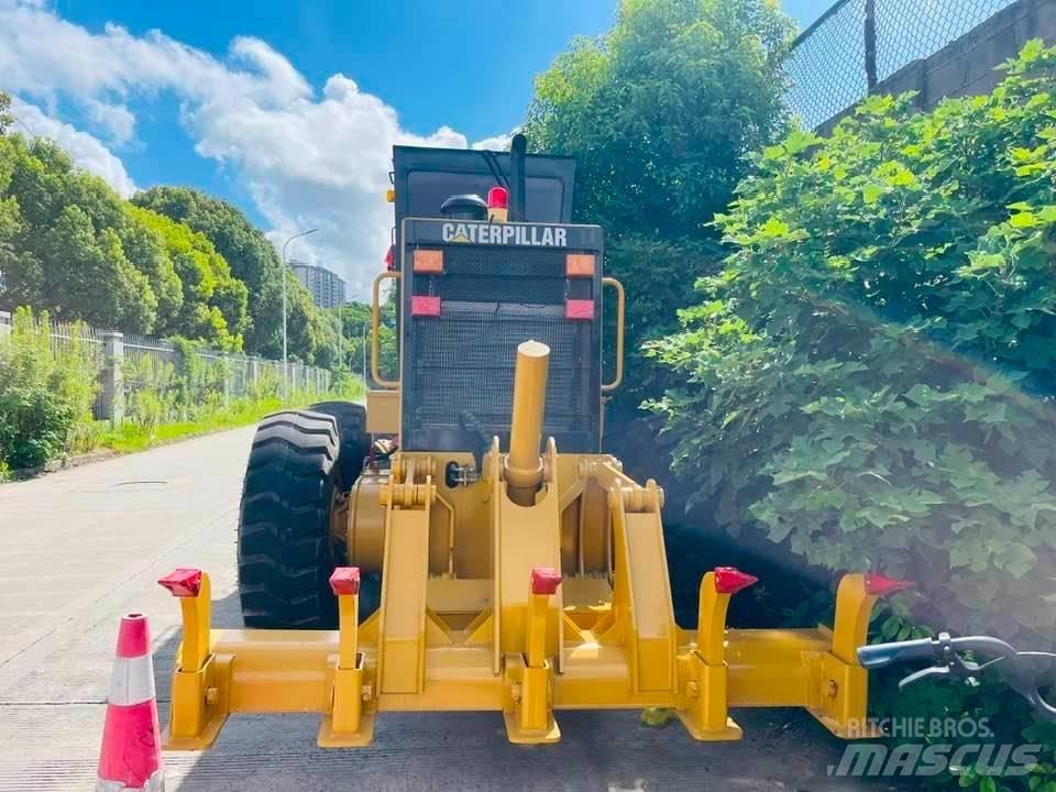 CAT 140h 平土機
