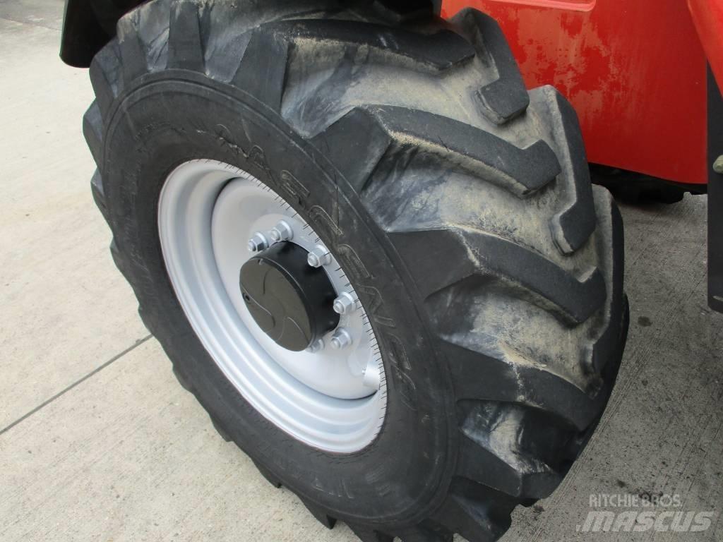 Manitou MT 1440 (866) 伸縮臂操作車