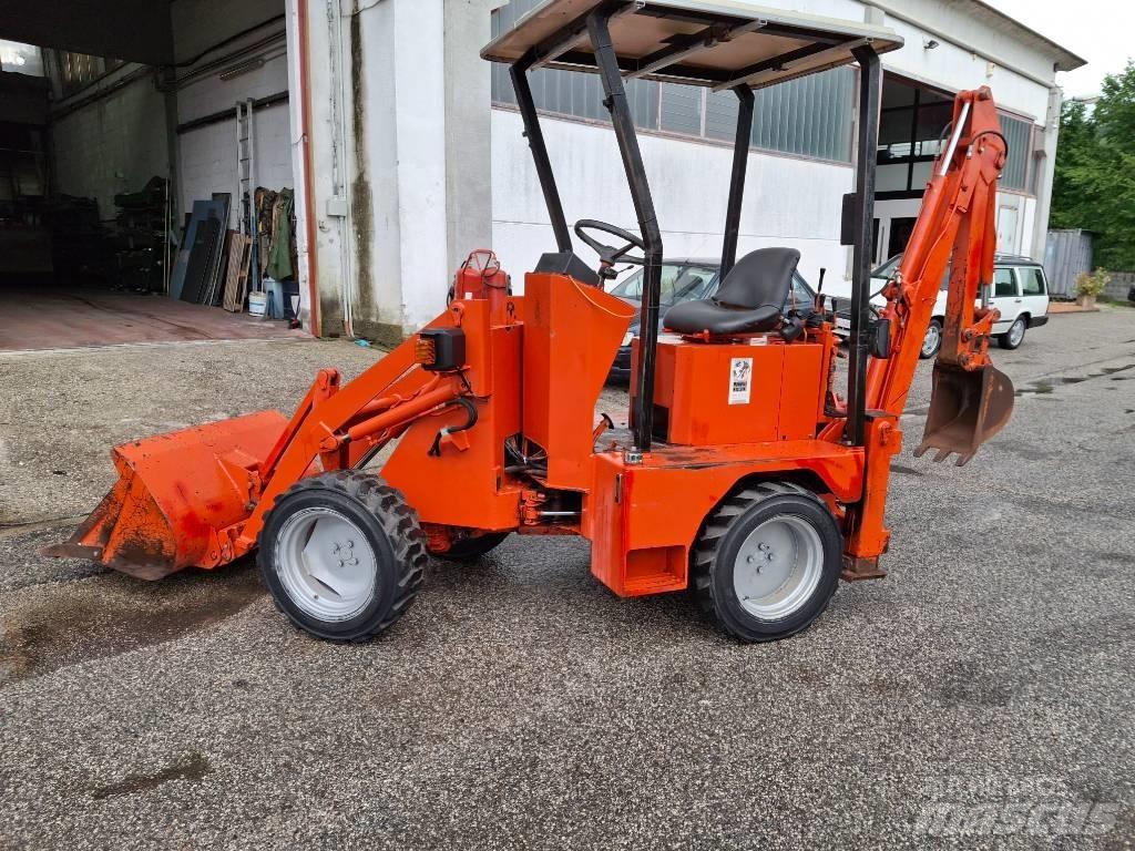 Benny K 44/12 反鏟裝載機