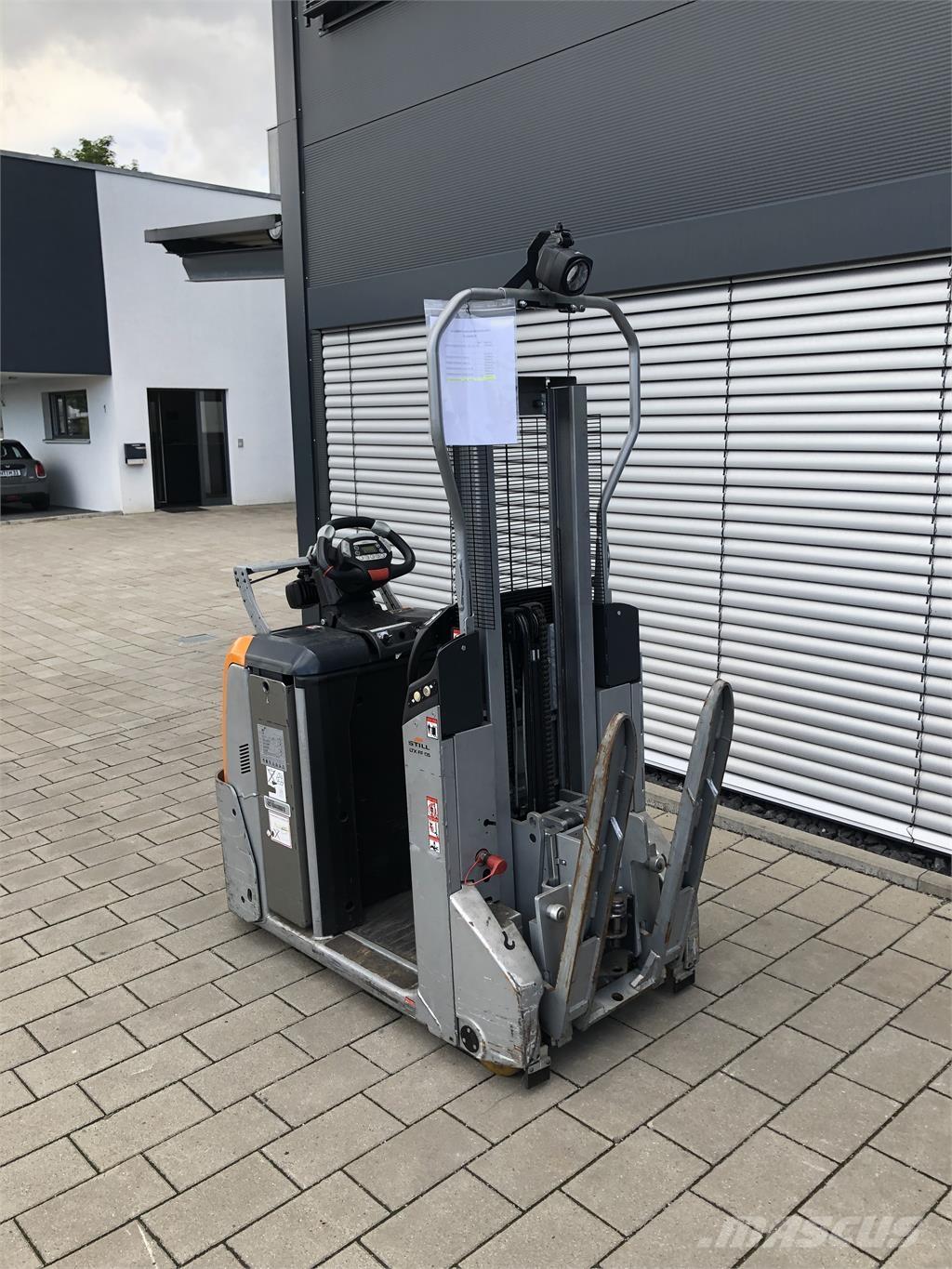 Still LTX FF 05 牽引車