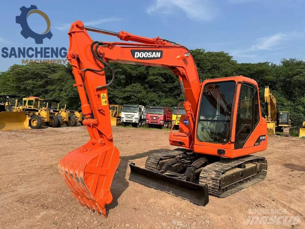 Doosan DH 80 中型挖土機/掘鑿機/挖掘機 7t-12t