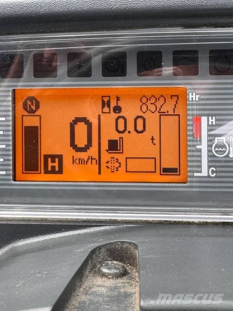 Mitsubishi FD 25 N3 柴油卡車