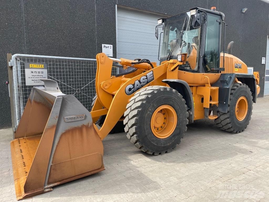 CASE 621E 輪胎式裝載機