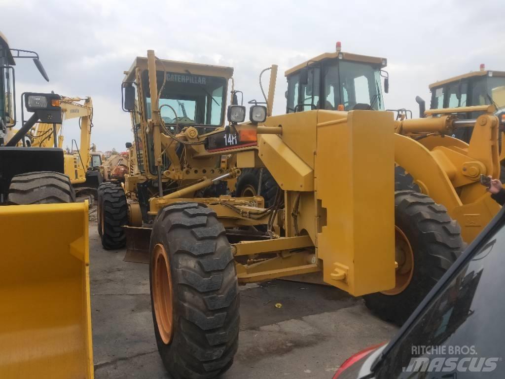 CAT 140K 平土機