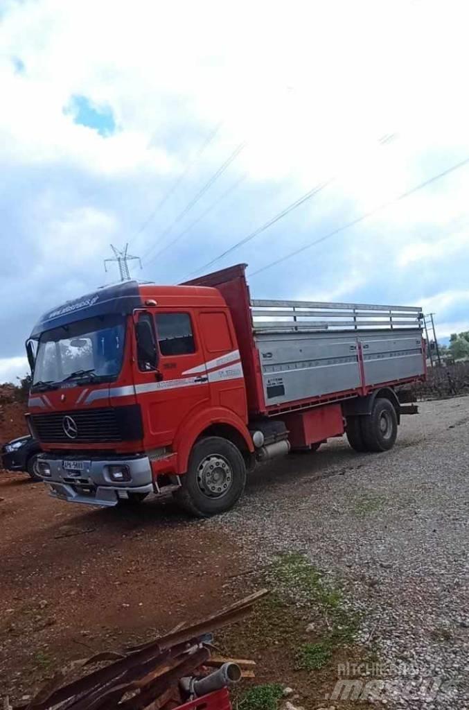 Mercedes-Benz 1638 平板式/側卸式卡車