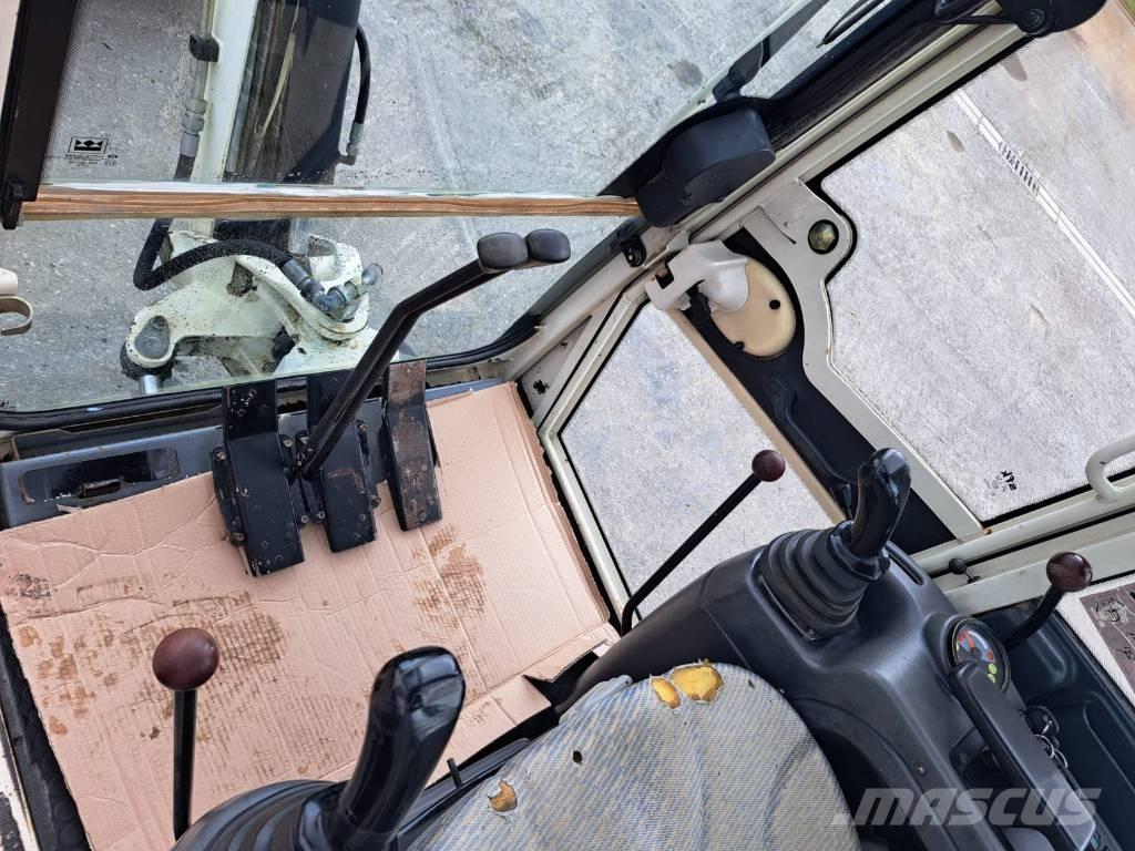 Terex TC16 小型挖土機/掘鑿機<7t(小型挖掘機)