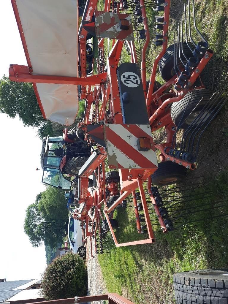 Kuhn GA6632 堆草機