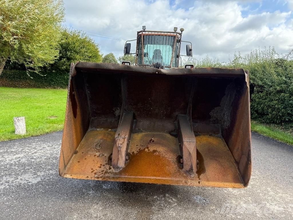 Doosan DL 200 輪胎式裝載機