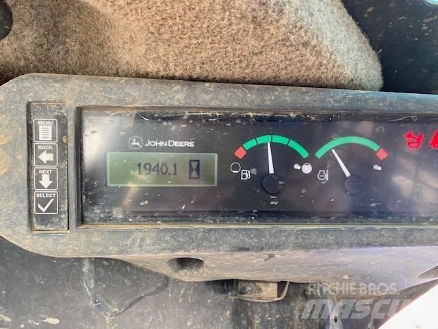 John Deere 317G 滑移轉向裝載機
