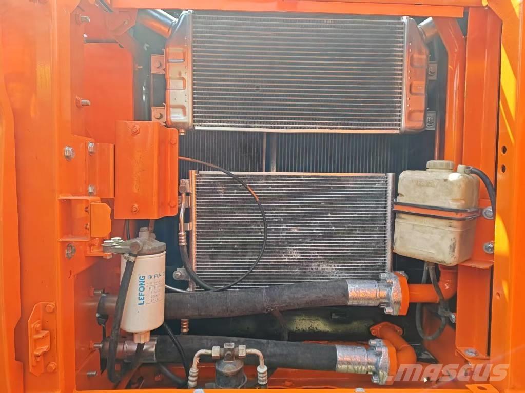 Doosan DX 225 LC 履帶式 挖土機/掘鑿機/挖掘機