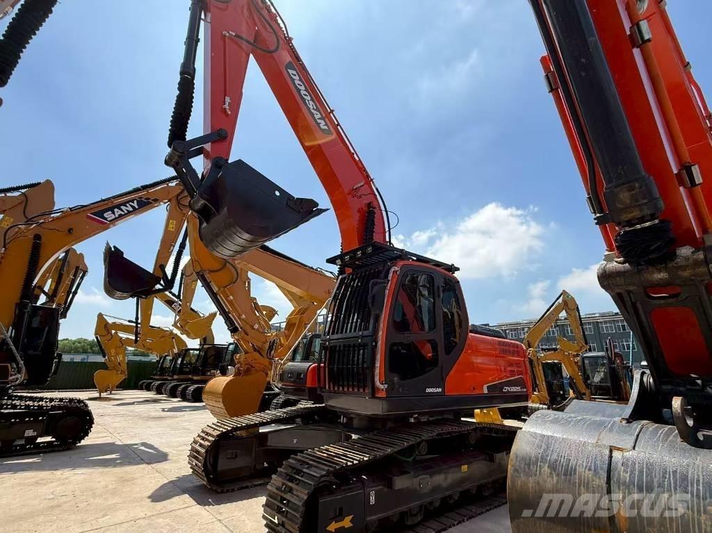 Doosan DX 225 履帶式 挖土機/掘鑿機/挖掘機