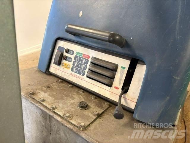 Swepac FB 465 土壤壓實機