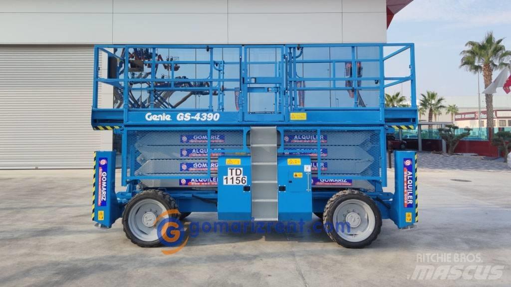 Genie GS 4390 剪式升降機