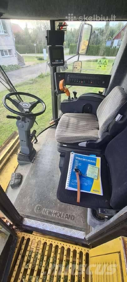 New Holland TX 64 聯合收穫機