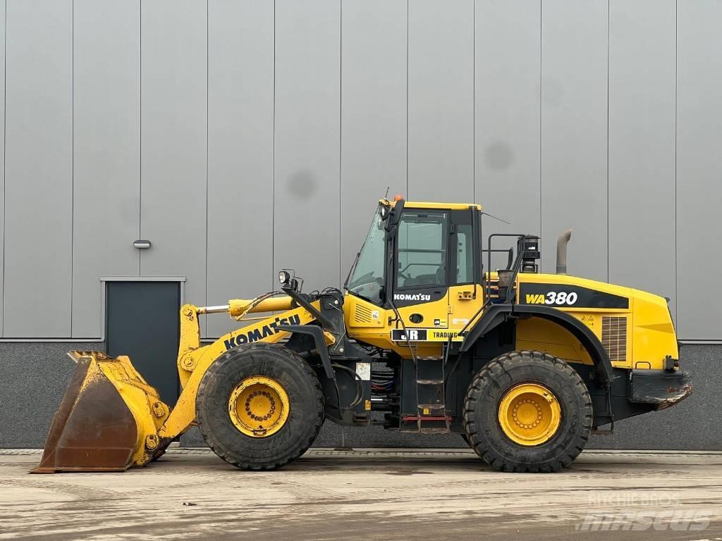 Komatsu WA 380-7 輪胎式裝載機