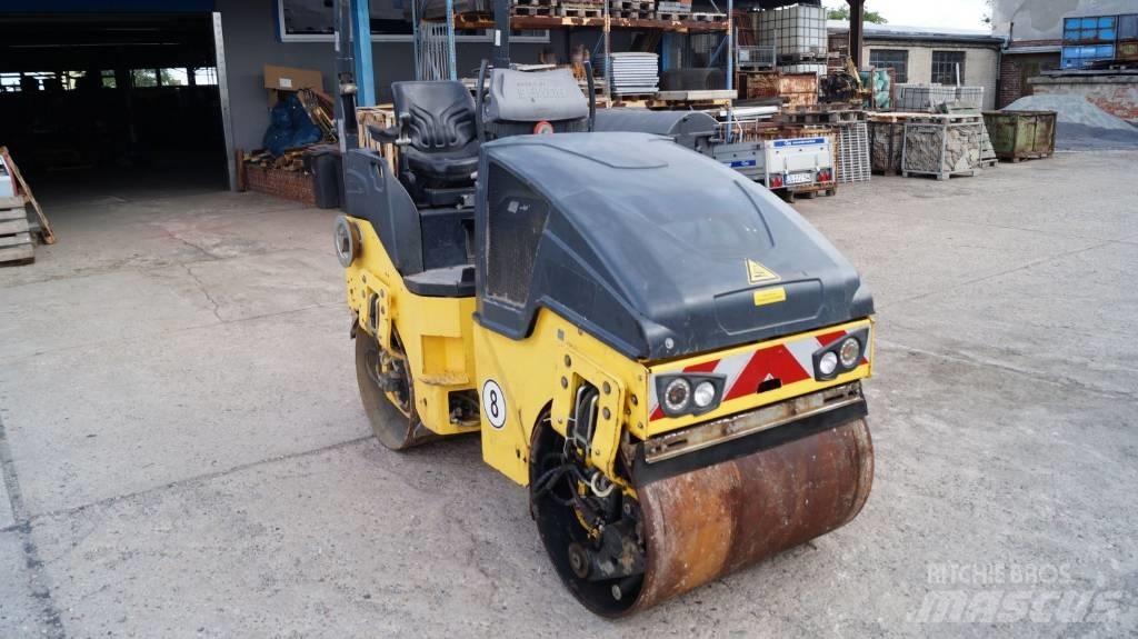 Bomag BW 100 AD-5 雙輪滾壓機