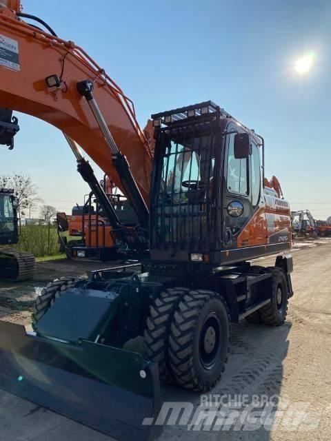 Doosan DX 210 W 旋轉式挖土機/掘鑿機/挖掘機