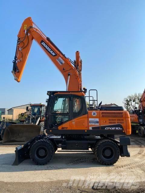 Doosan DX 210 W 旋轉式挖土機/掘鑿機/挖掘機