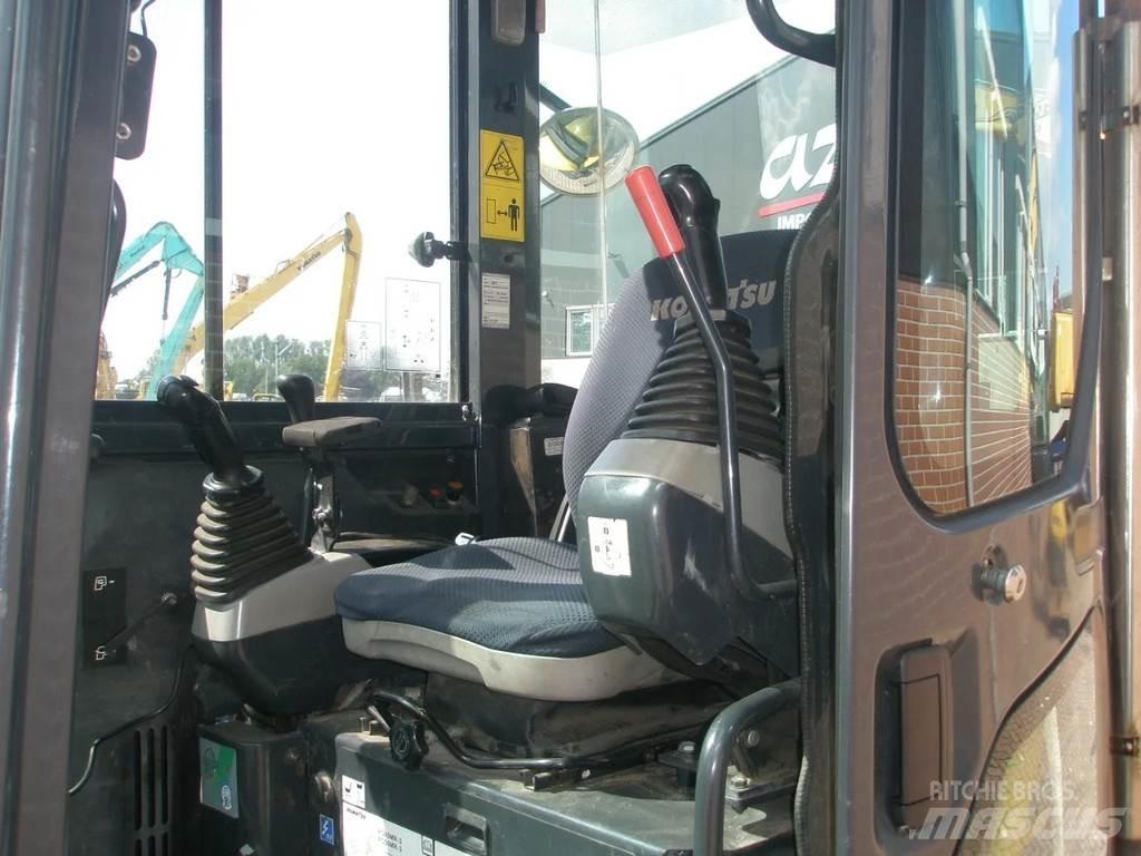 Komatsu PC45MR-3 小型挖土機/掘鑿機<7t(小型挖掘機)