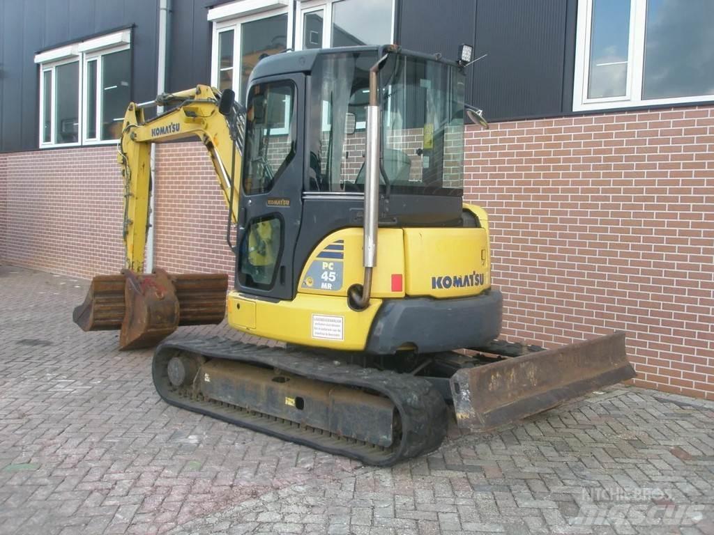 Komatsu PC45MR-3 小型挖土機/掘鑿機<7t(小型挖掘機)