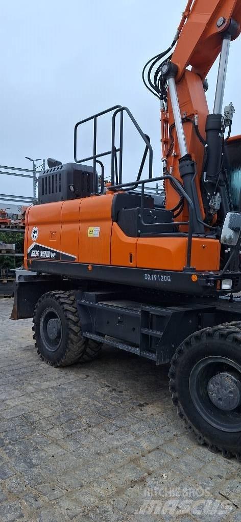 Doosan DX 190 W-7 旋轉式挖土機/掘鑿機/挖掘機